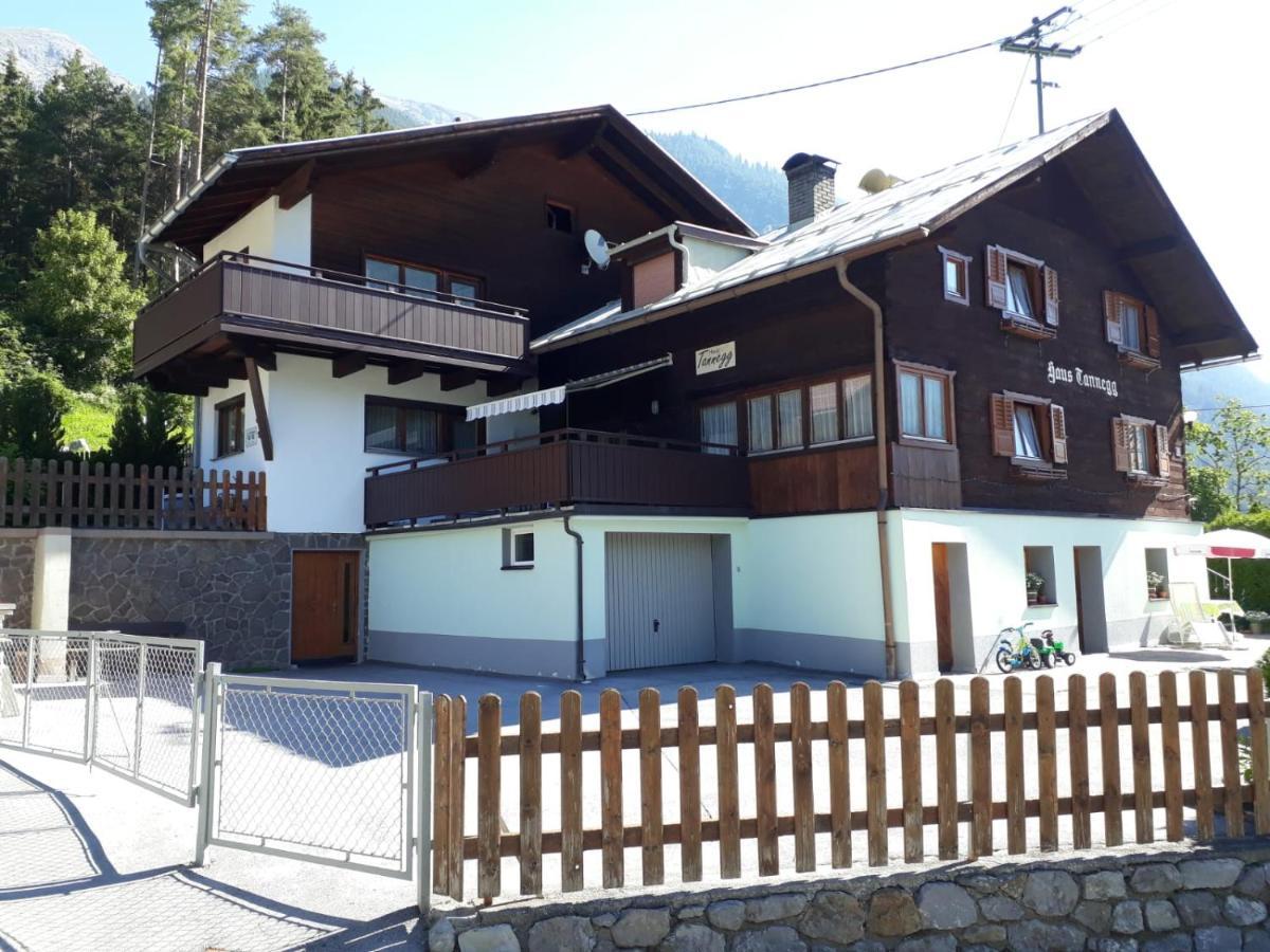 Bed and Breakfast Haus Tannegg à Pettneu am Arlberg Extérieur photo